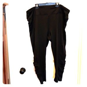 Black yoga pants with cute leg design!